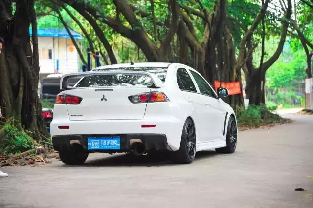 evo和翼神到底有什么区别,evo和翼神价格的区别