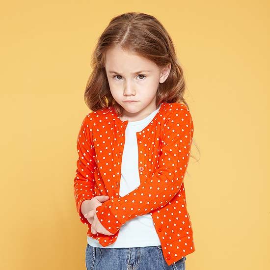 孩子胀肚子发烧最快的解决方法,孩子发烧肚子痛吐了后退烧了