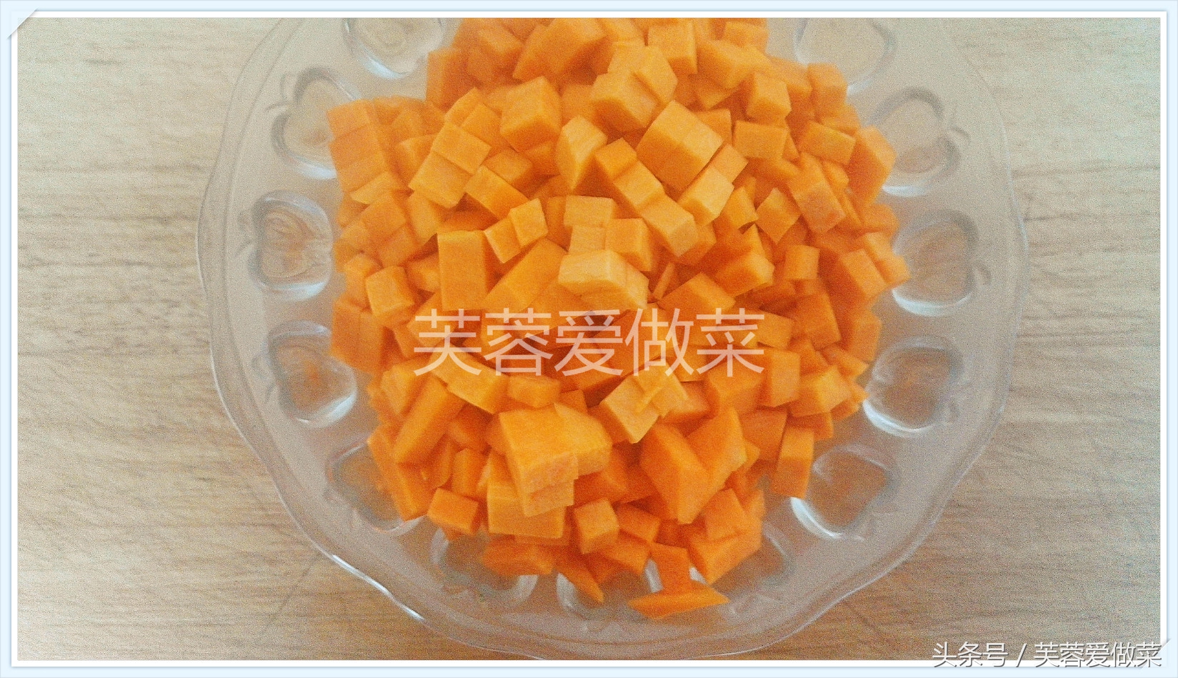 牛奶薏米南瓜羹做法 (红豆南瓜牛奶羹)