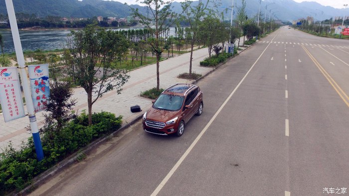 福特翼虎1.6两驱上路实测,新福特翼虎无尽之旅探索冬日秘境