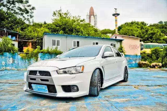 evo和翼神到底有什么区别,evo和翼神价格的区别