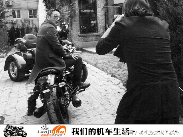 吴京的摩托,吴京电影情怀
