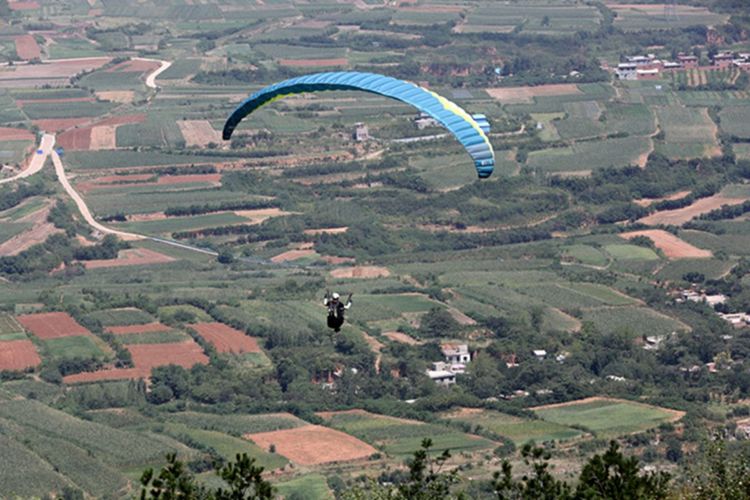 伊滨区万安山山顶公园,洛阳万安山山顶公园照片