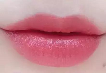 网红保湿口红推荐最近火的大牌,网红口红推荐最近火的持久保湿