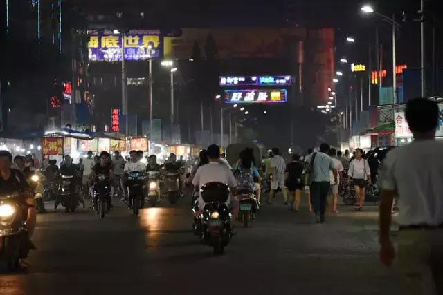 一个时代的终结！回顾北海长青路30年……