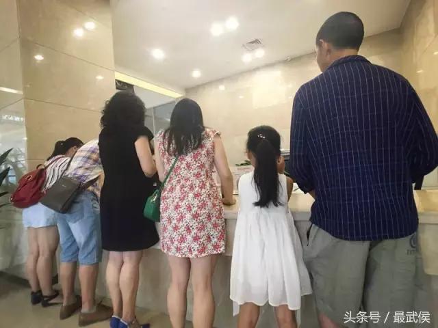 武侯政务中心延时服务上周末已正式开启，还不知道的赶紧点开！（内附延时服务预约流程）