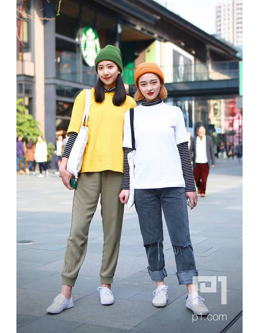 有这样一群摄影师，他们在街头用相机记录了成都人的时尚进化