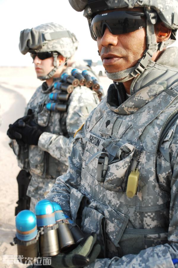 长得像枪的防空机枪,长得像枪一样的炮仗