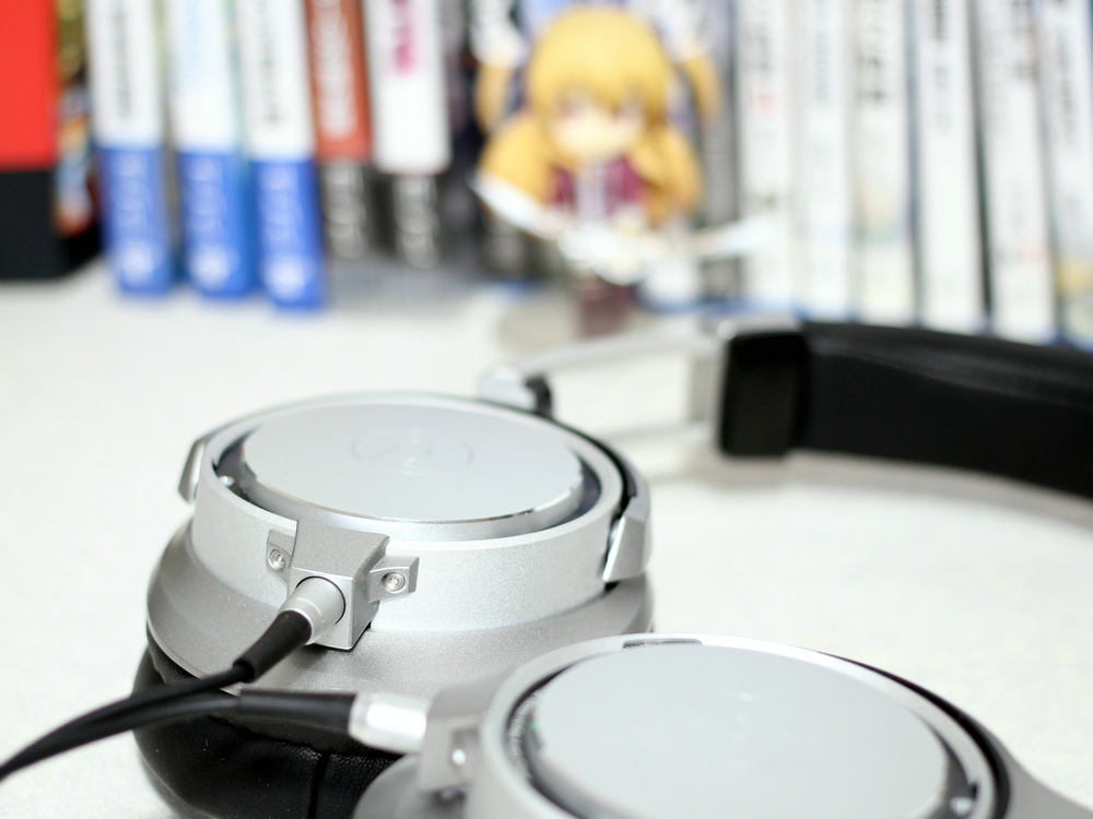 铁三角athsr9头戴式耳机,铁三角ath-twx95.2蓝牙耳机测评