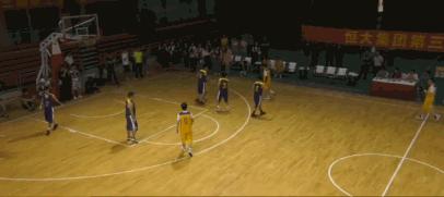 CBA库班篮球水平高，55岁还很强，球迷：比许家印厉害