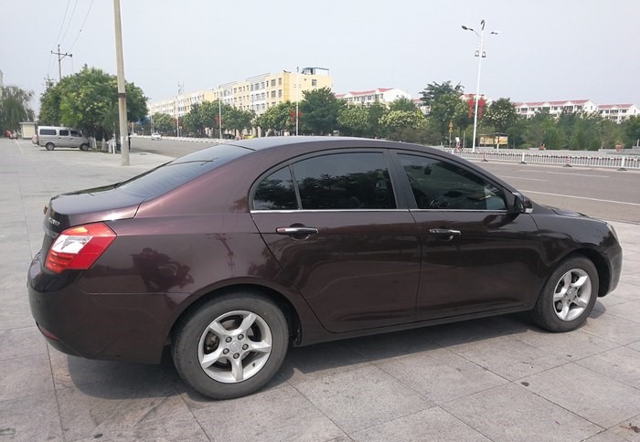 帝豪9万左右,9万多的吉利帝豪