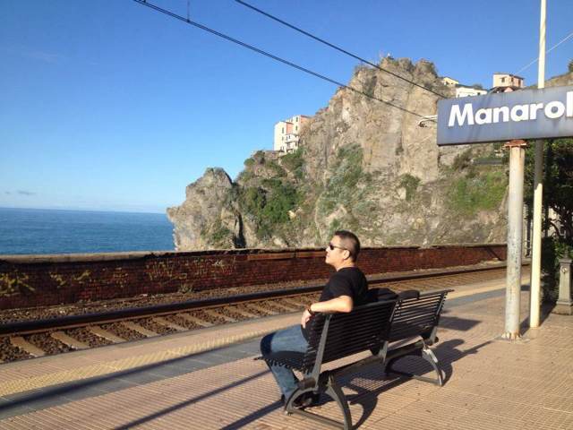 浜氬緱閲屼簹娴峰哺鏃呮父,浜氬痉閲屼簹灏忛晣娴疯竟