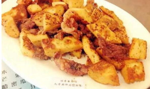 周末逛胡同，牛街里的文化美食之旅！