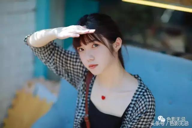 eos6d2照片不够清晰,eos6d2配什么镜头