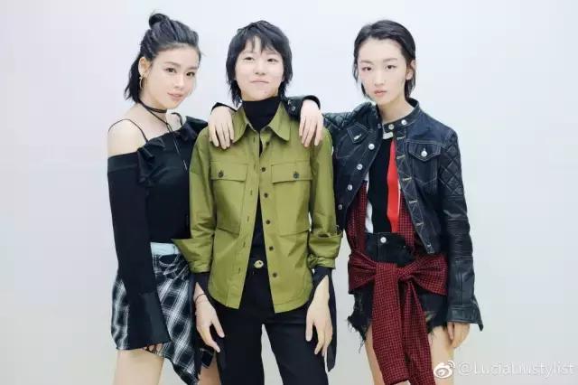 赵薇穿搭夏装,女人学赵薇穿衣搭配