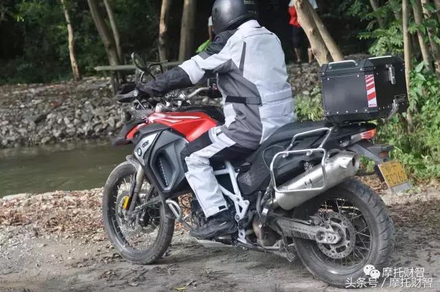 速莱特拉力服测评,顶级拉力服推荐评测