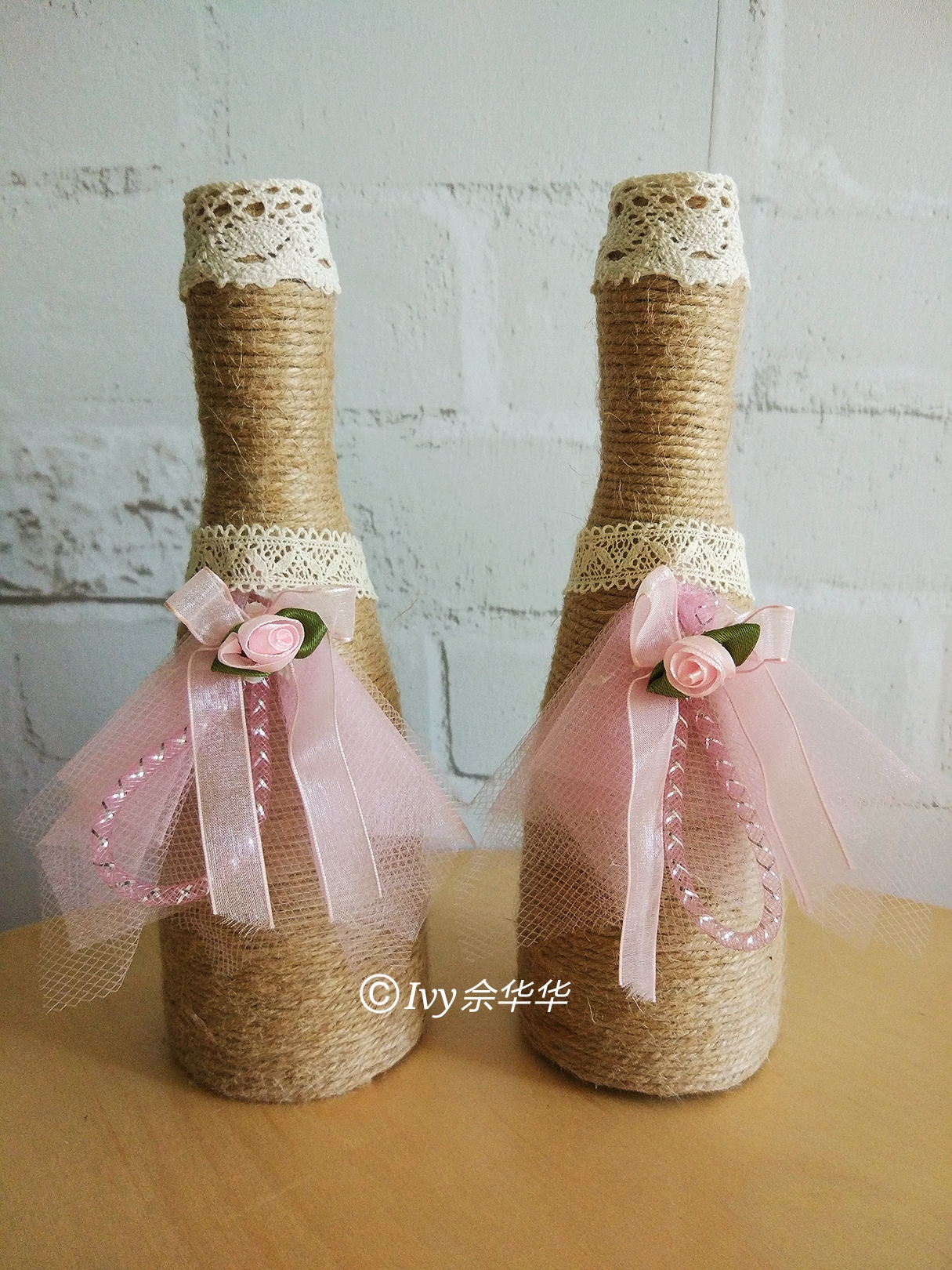 不要的玻璃瓶与麻绳制作复古花瓶,设计废弃塑料瓶变身趣味家居摆件