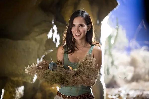 卢靖姗战狼2短发图片,卢靖姗战狼2女主角