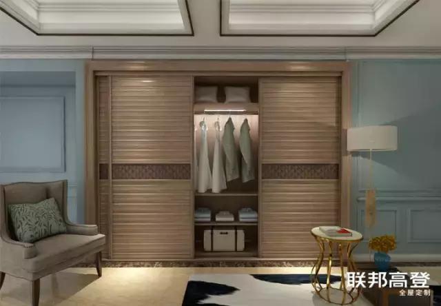 步入式衣帽间挑选技巧有哪些,衣帽间注意事项与选择
