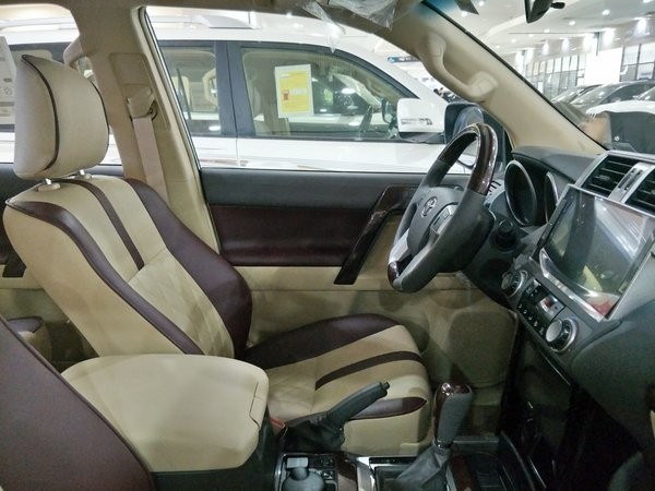 17款普拉多2700丐版啥配置,2018款普拉多2700黑色新款