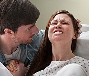 育女记15：引产撕裂地痛了38个小时，竟然连一碗热粥都没有