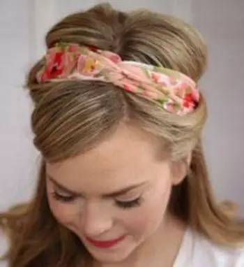 发带编发发型简单又好看,怎么编发发带发型教程