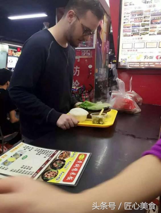 开店做黄焖鸡米饭前景,黄焖鸡米饭开店需要的设备