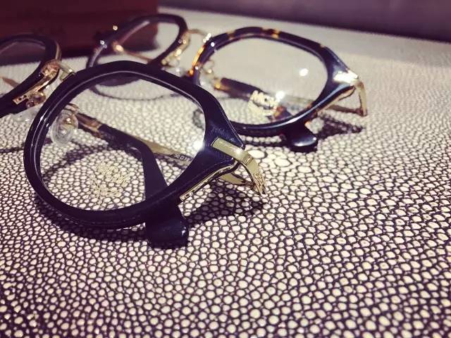 井柏然同款眼镜框,一日一物合集