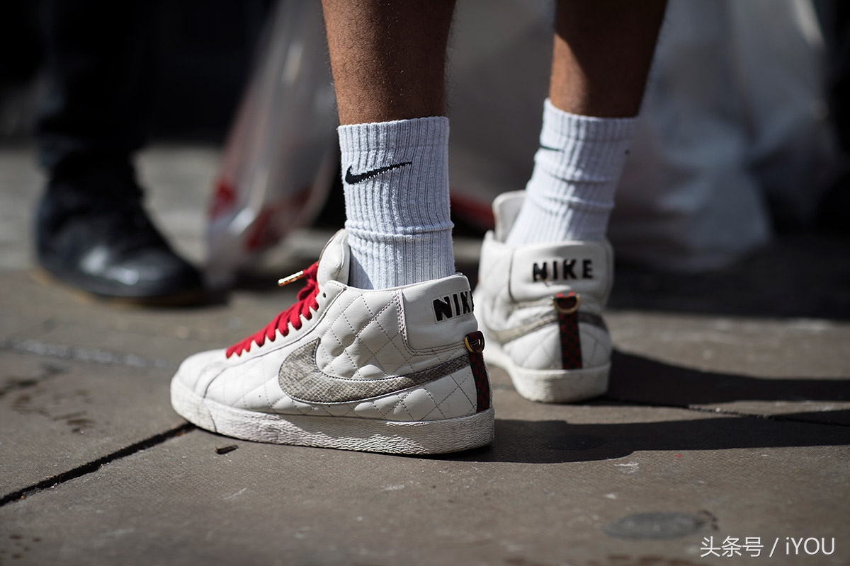 supreme17fw全黑卫衣,supremefw17