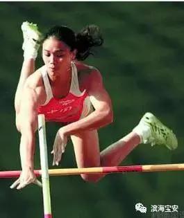 宝安女足夺冠,宝安女子马拉松冠军