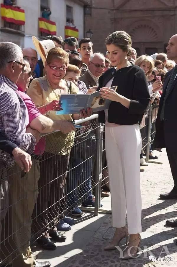 zara为什么能成为快时尚第一品牌,zara旗下的高端线