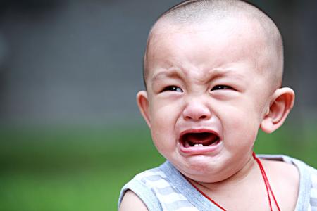 四个月的宝宝手臂突然肿了,五个月的宝宝手臂大了怎么办