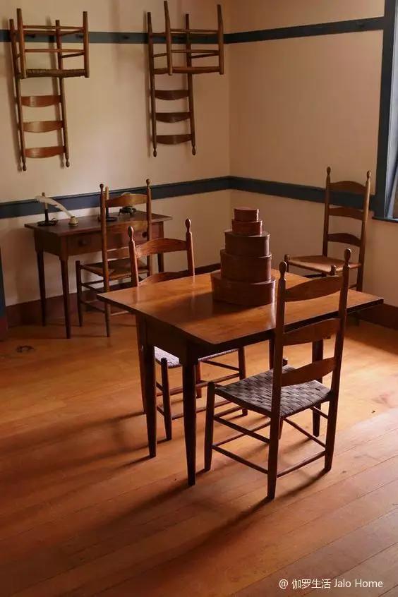 先别谈造型、色彩，家具首先是老朋友，是你的情感在家里的寄托