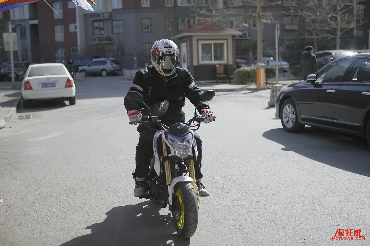 《原创试驾》城市运动小MINI力帆KPMINI摩托车试驾