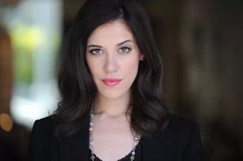 女玩社交软件什么心态,女孩子玩社交软件的原因