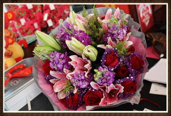 送老婆24岁的生日礼物,送老婆一件忘记年龄的生日礼物