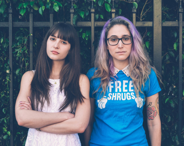 中国网红富得流油，为何美国网红却食不果腹？