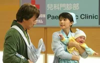 高圆圆被杂志小编黑了!看了照片我的嫉妒心好多了。。