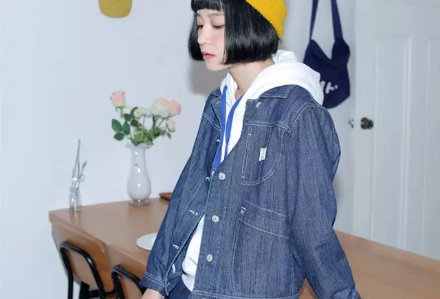 你要有这样的牛仔外套，才得以一面温婉，一面坚强