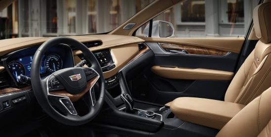 凯迪拉克XT5怎么样专家点评,林肯航海家2.0t和凯迪拉克xt5对比