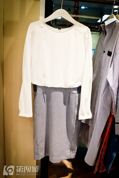 有折扣丨没买新包新鞋新衣服的，都奔这儿去了！