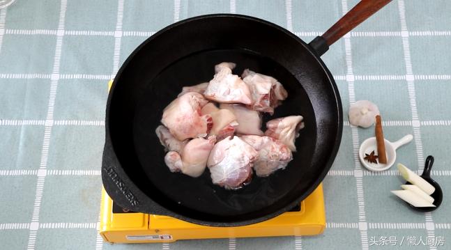 猪蹄如何做得软烂好吃简单,猪蹄怎么做软烂入味又有嚼劲