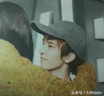 李枫曝郭敬明料扒出朱梓骁和陈学冬，网友：王思聪坐实预言家身份