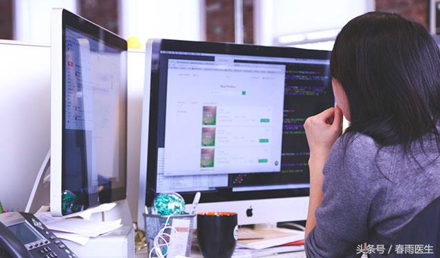 眼睛揉一揉总是有白色拉丝的东西,老是感觉眼睛里面有东西总想揉