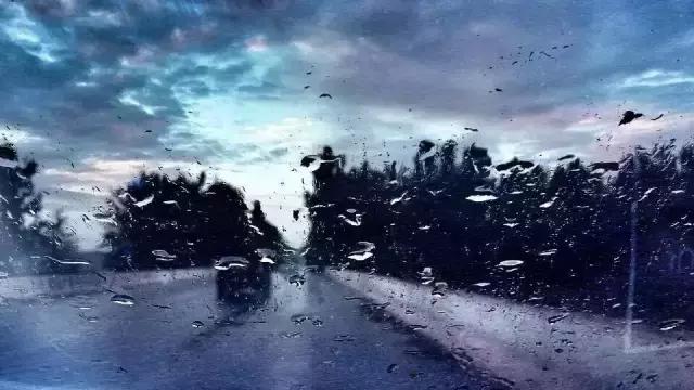 摄影背景模糊人物清晰,变焦模糊摄影教程