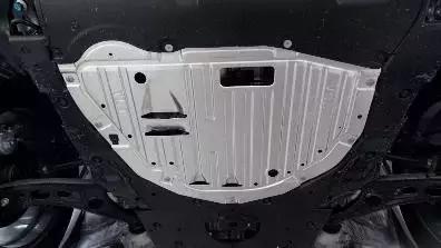 crv老款和新款哪个底盘最好,crv底盘哪一代好