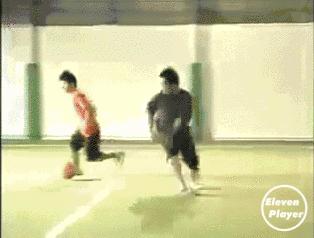 足球过人技巧小学生五年级,五人足球过人实用技巧