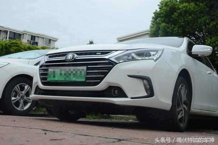 比亚迪秦新能源2017款1.5t秦100,比亚迪e5和比亚迪秦100哪个好