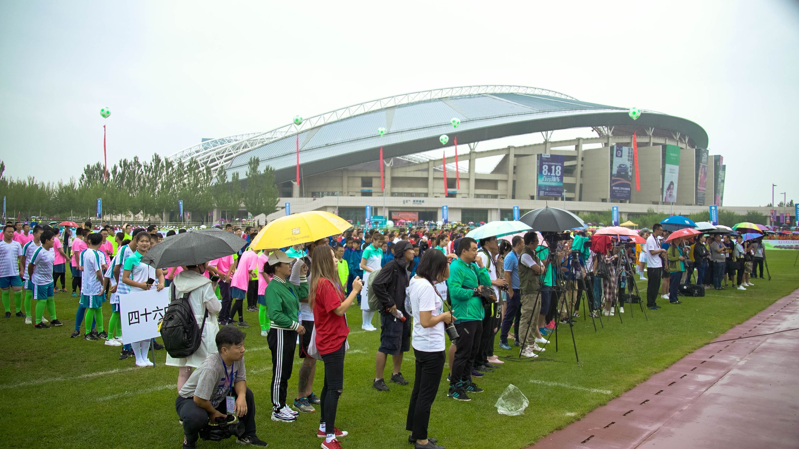 罗纳尔迪尼奥中国活动,罗纳尔迪尼奥中国赛