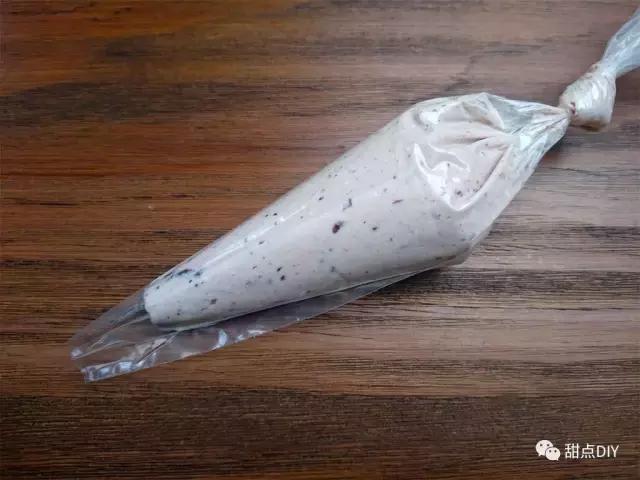 经典马卡龙教程,法式马卡龙和意式马卡龙哪个简单